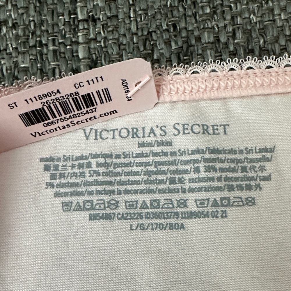 Victoria's Secret Lace-Trim Bikini Panty - Picture 6 of 7